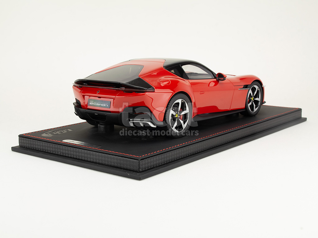 107216 Ferrari 12 Cilindri 2024