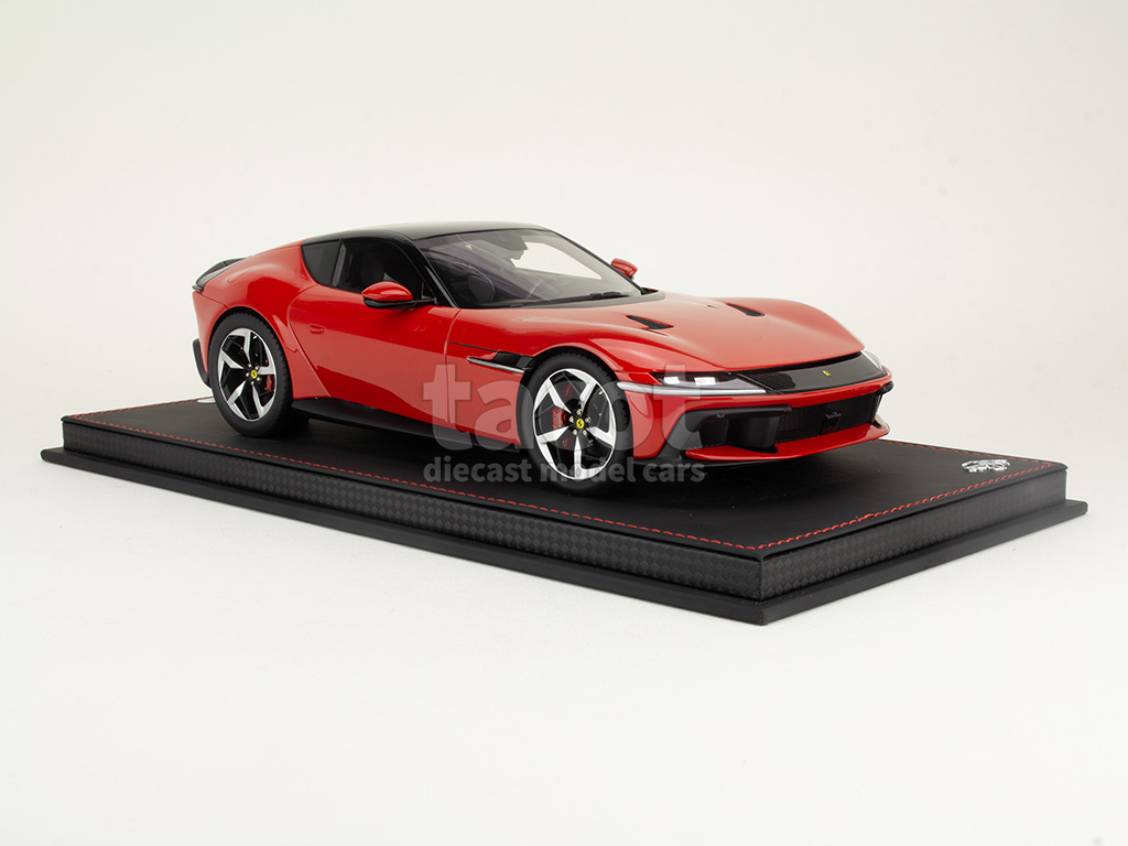 107216 Ferrari 12 Cilindri 2024