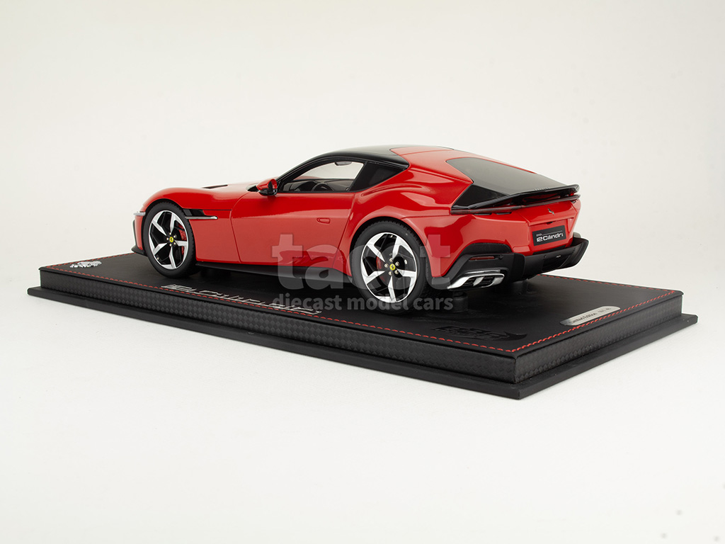 107216 Ferrari 12 Cilindri 2024