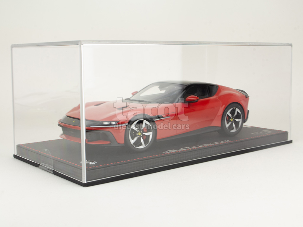 107216 Ferrari 12 Cilindri 2024