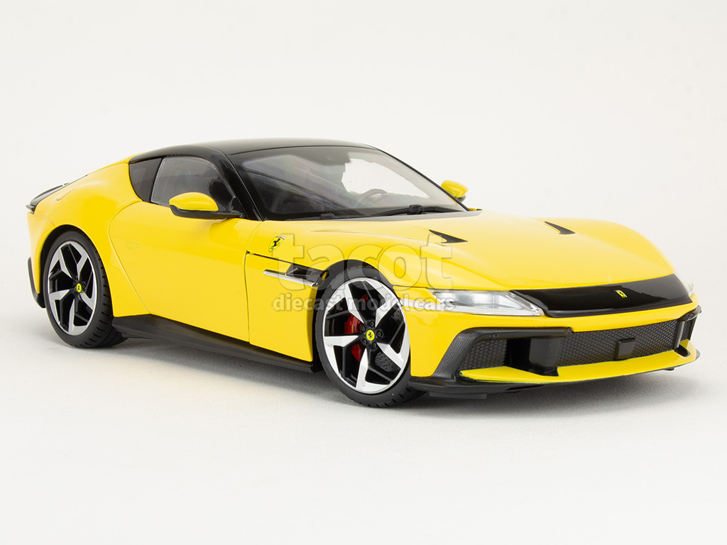 107269 Ferrari 12 Cilindri 2024