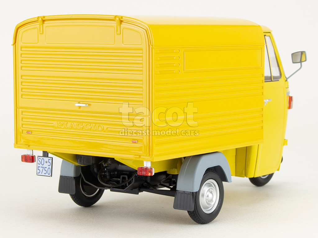 107300 Piaggio P501 Van 1979
