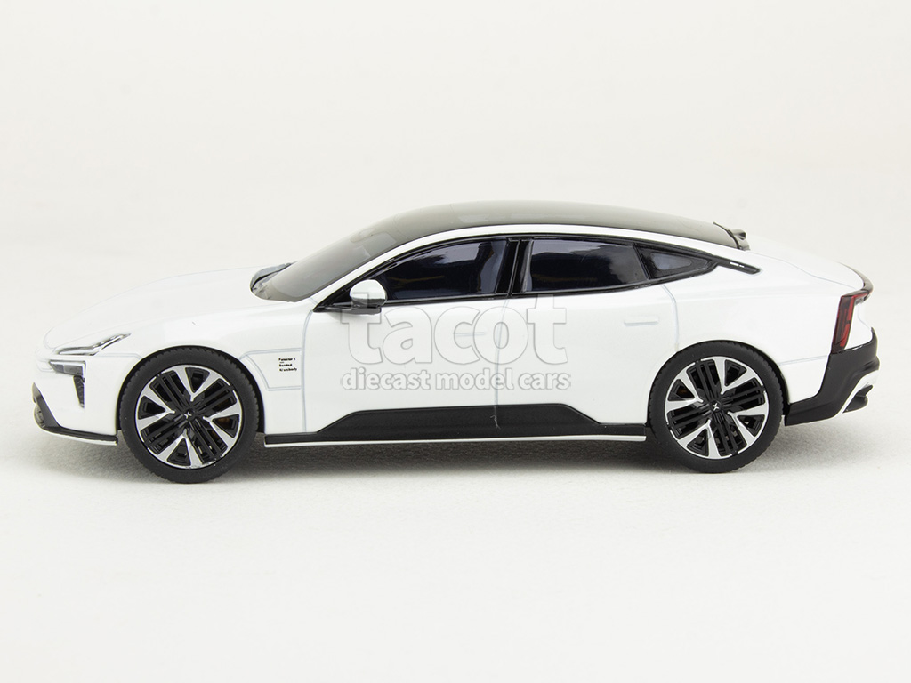 107311 Polestar 5 2025