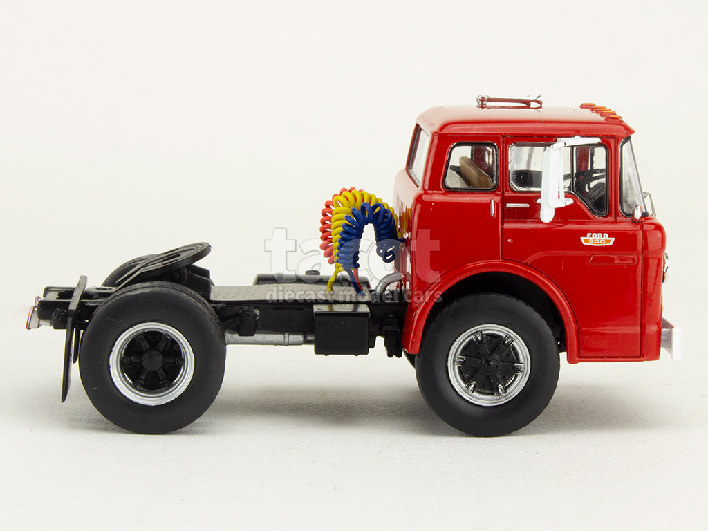 107378 Ford C-600 Tracteur 1967