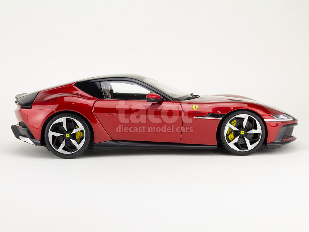 107397 Ferrari 12 Cilindri 2024