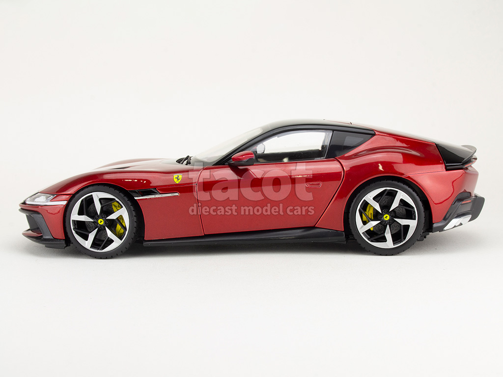 107397 Ferrari 12 Cilindri 2024