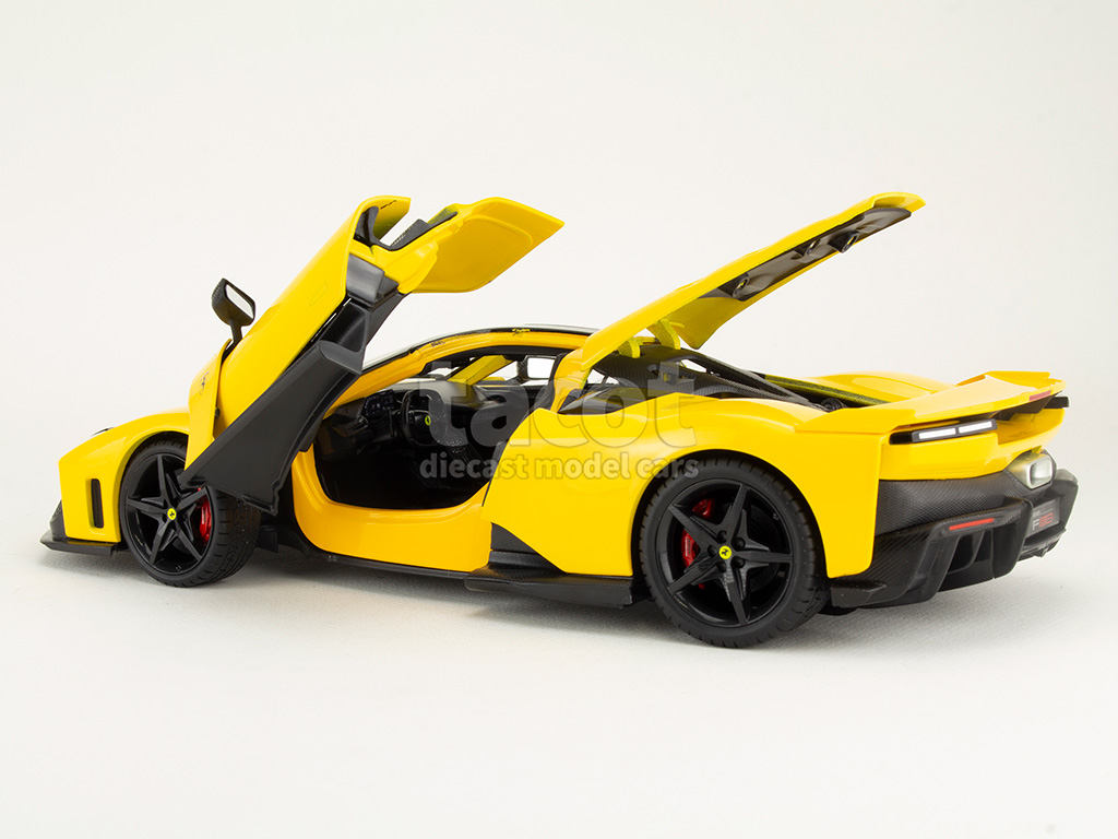 107426 Ferrari F80 2024