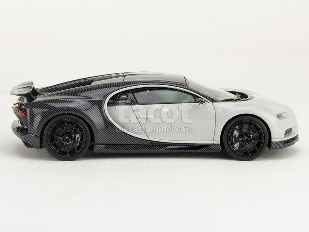 107437 Bugatti Chiron Sport Open Wing 2019