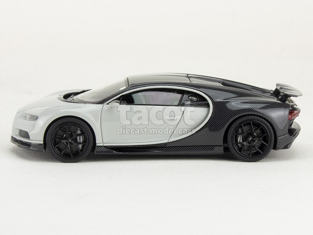 107437 Bugatti Chiron Sport Open Wing 2019