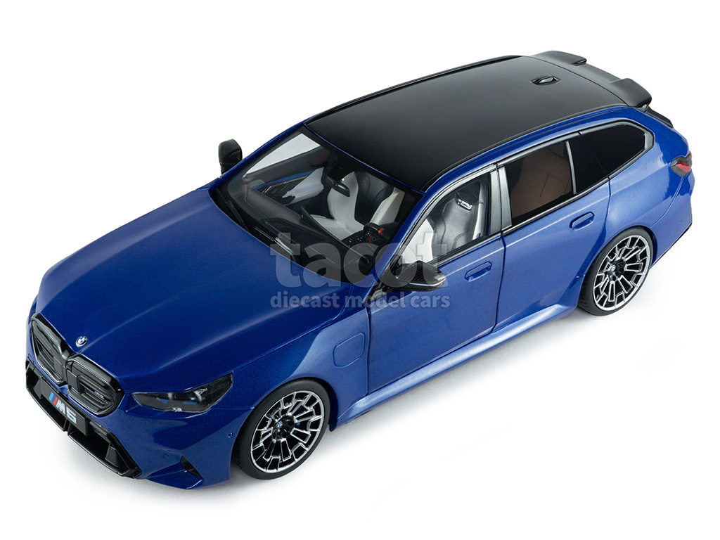 107455 BMW New M5 Touring/ G61 2024