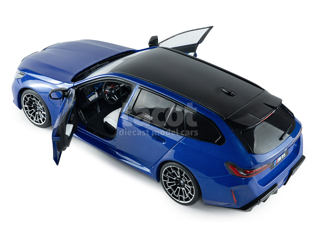 107455 BMW New M5 Touring/ G61 2024