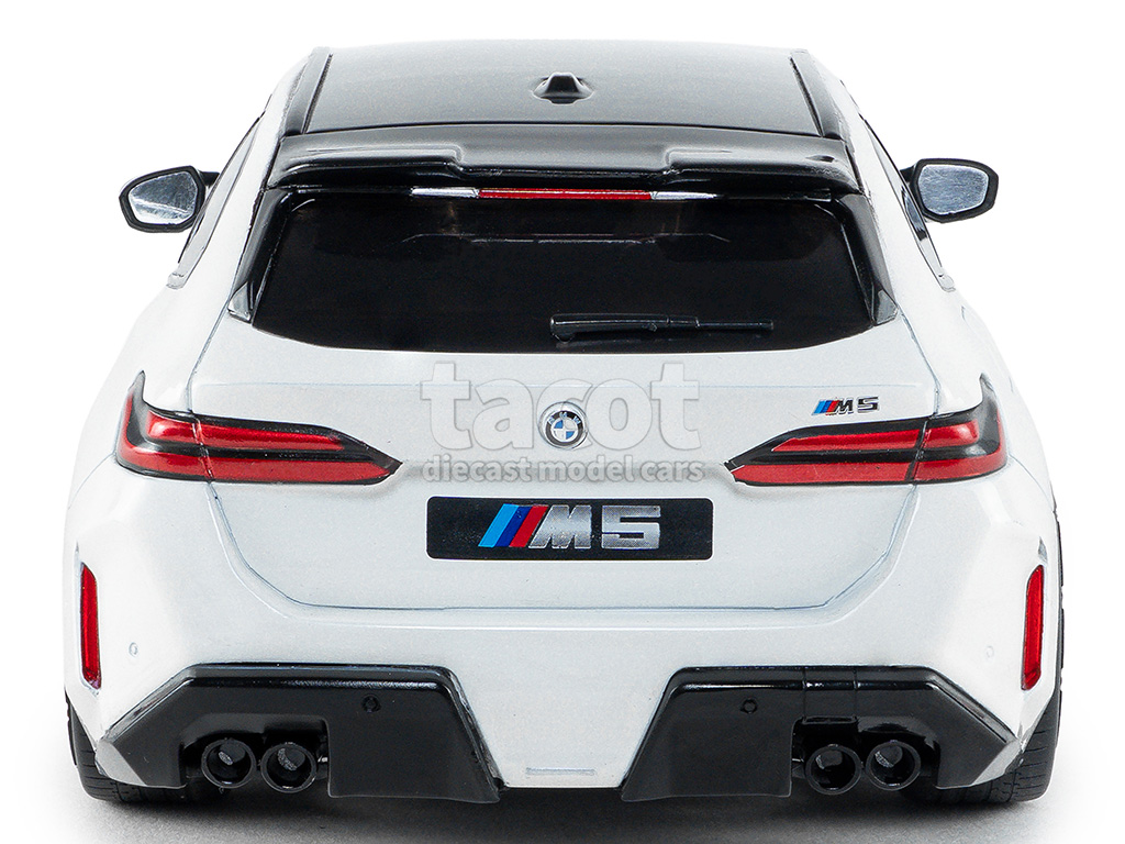 107456 BMW New M5 Touring/ G61 2024