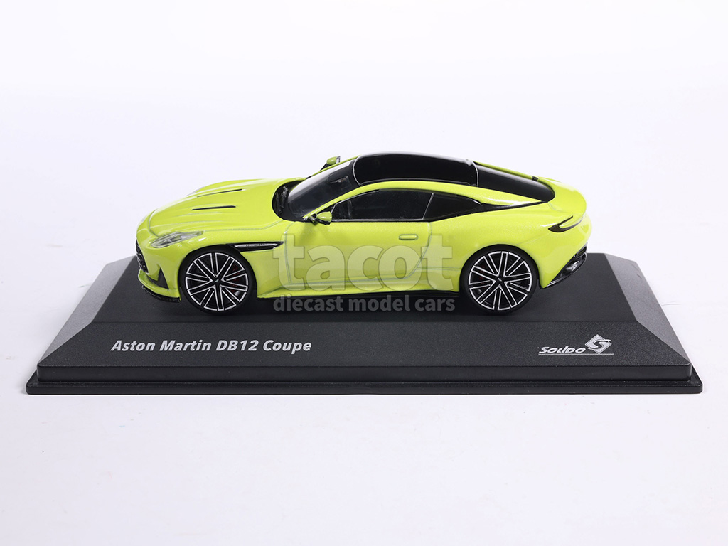 107460 Aston Martin DB12 2023