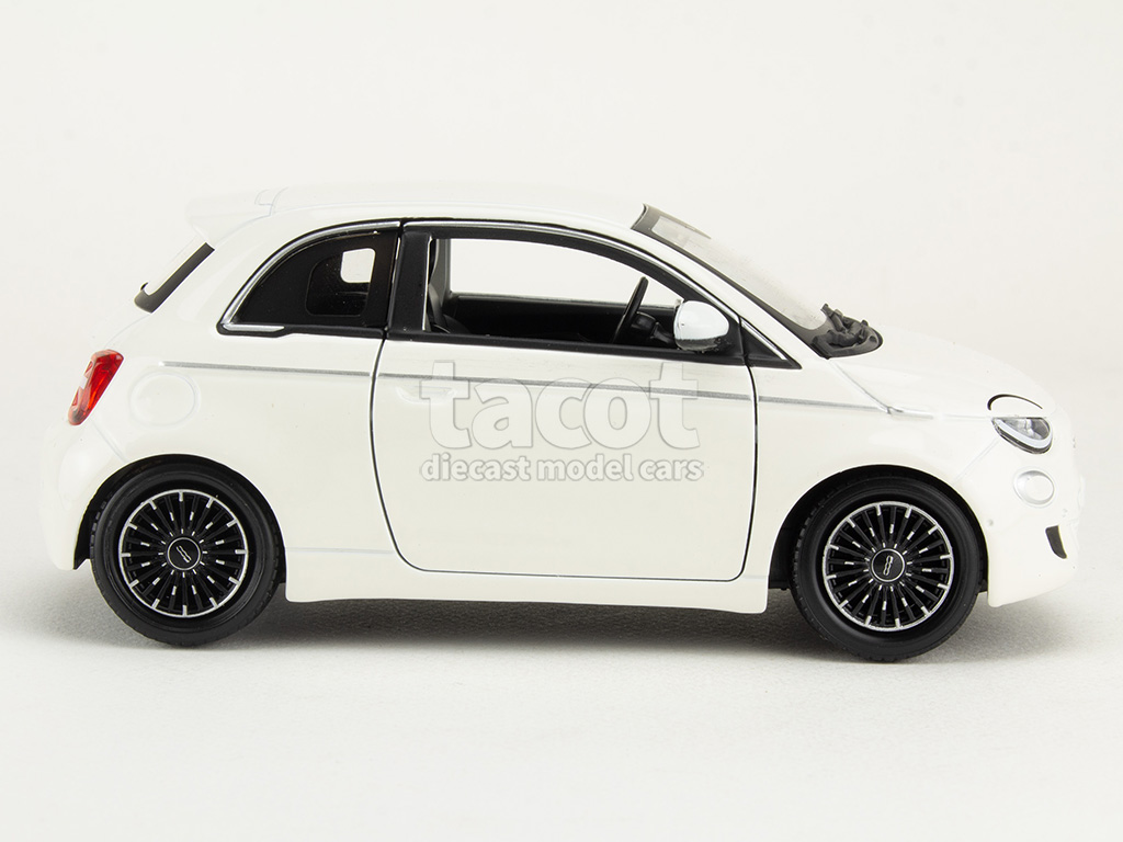 107478 Fiat 500e 2023