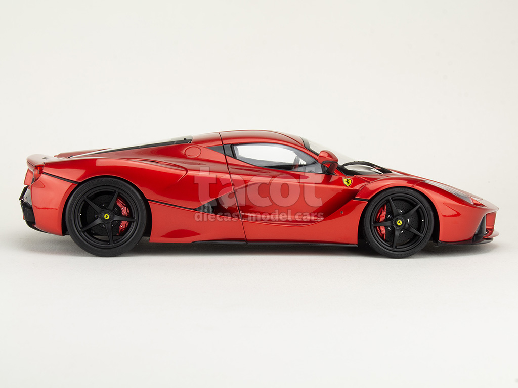 107491 Ferrari LaFerrari 2012