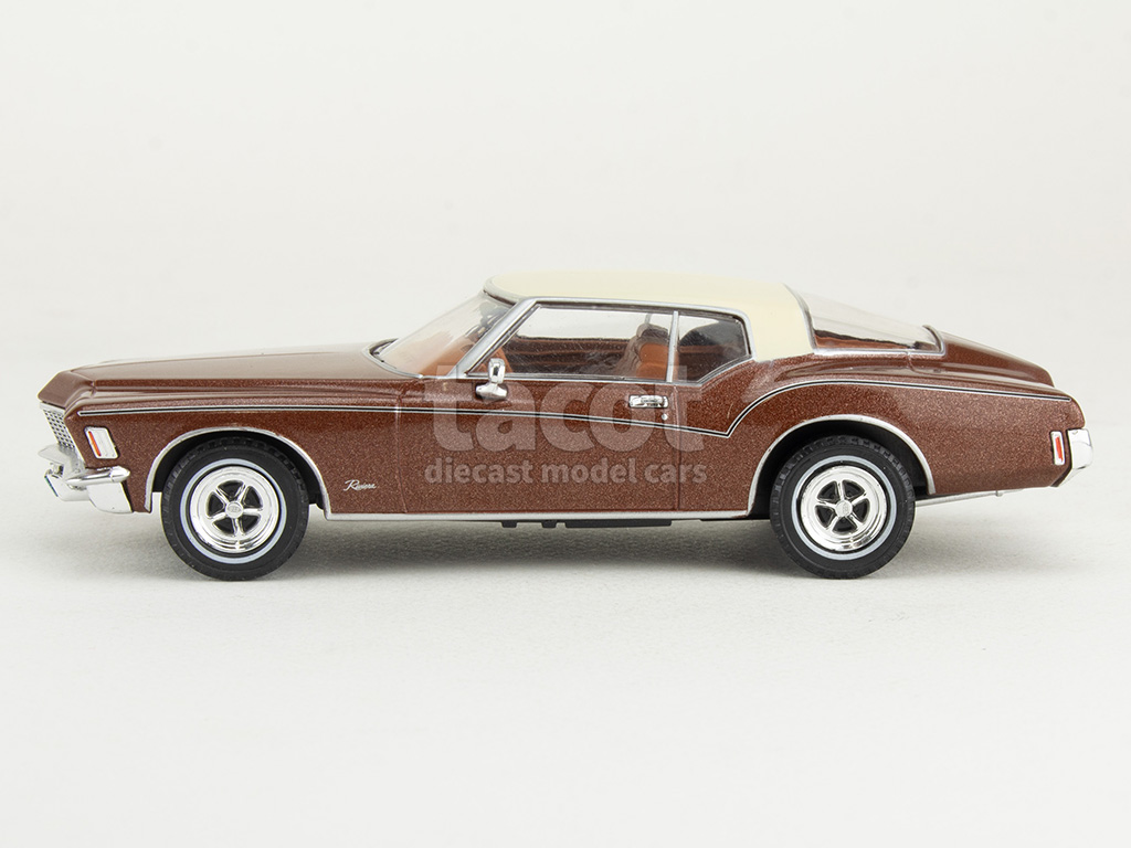 107498 Buick Riviera 1972