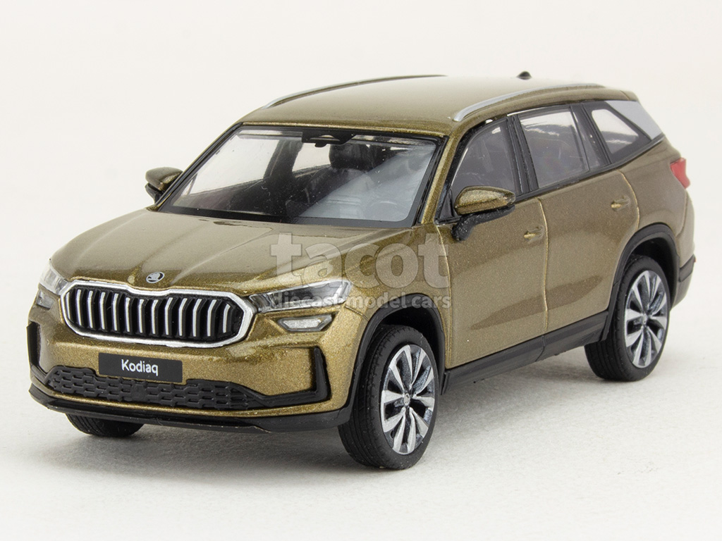Coche miniatura Skoda 110 1/43 Abrex R verde - Coches-miniaturas.es
