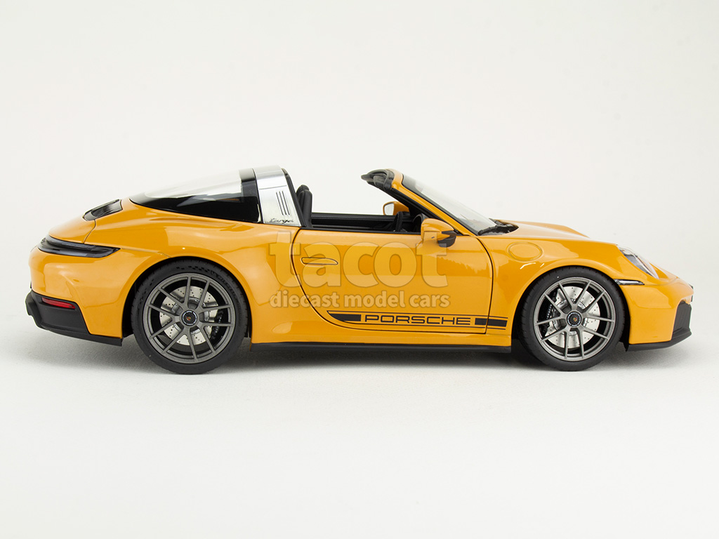 107509 Porsche 911/992 Targa 4 GTS 2024