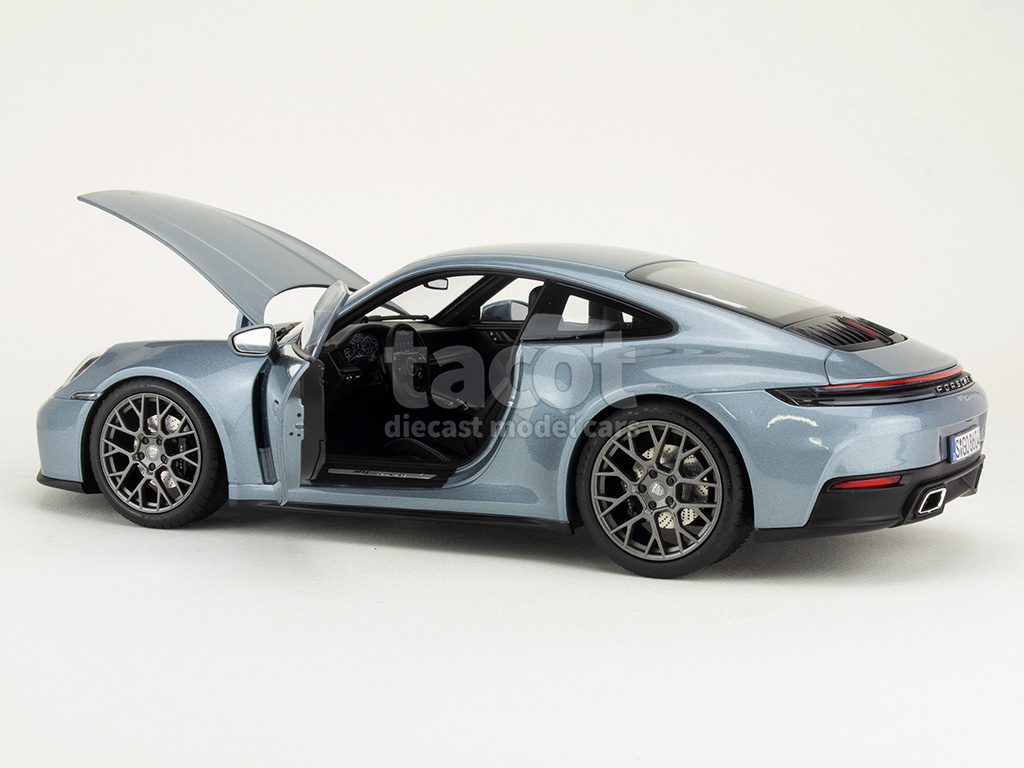 107511 Porsche 911/992 Carrera S 2024