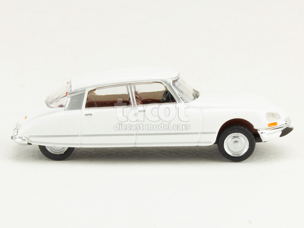 107520 Citro&euml;n DS23 1972