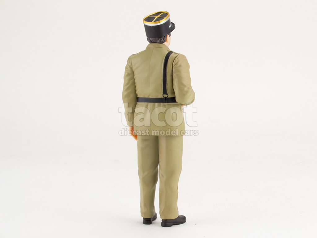 107554 Divers Gendarme de St Tropez