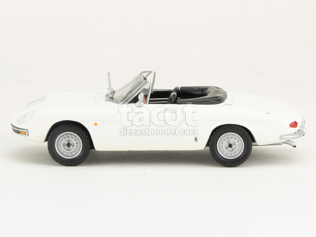 107556 Alfa Romeo Duetto 1600 Spider 1966