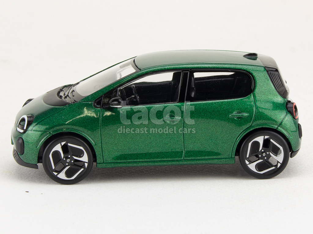 107567 Renault New Twingo e-tech electric 2026