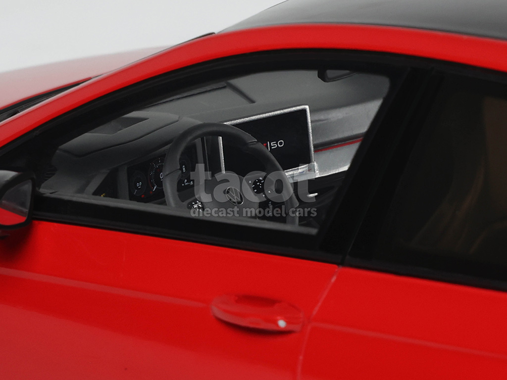 107570 Volkswagen Golf VIII GTi 50th Edition 2024