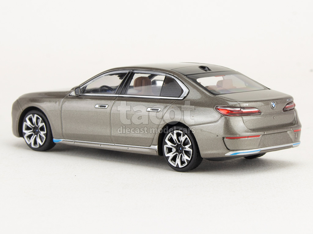 107577 BMW i7/ G70 2023