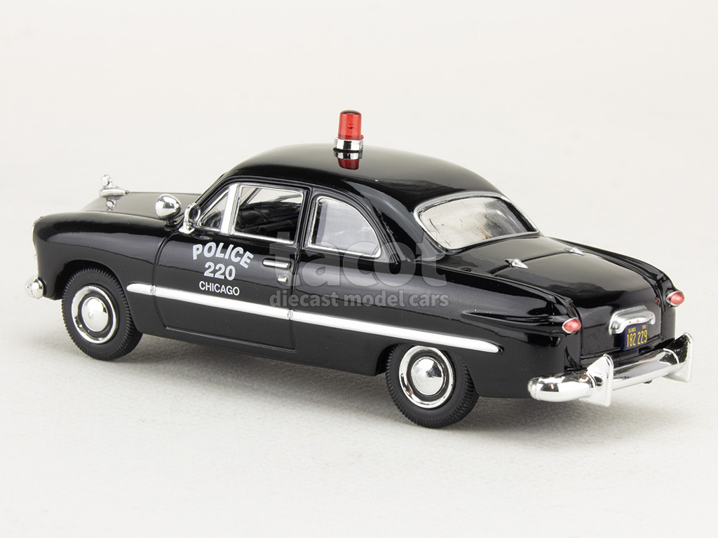 107597 Ford Coup&eacute; Police 1949