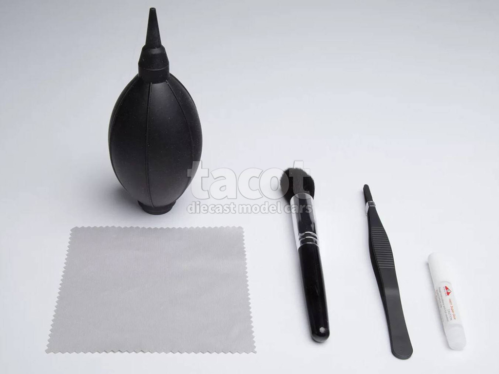 107604 Divers Kit de Nettoyage