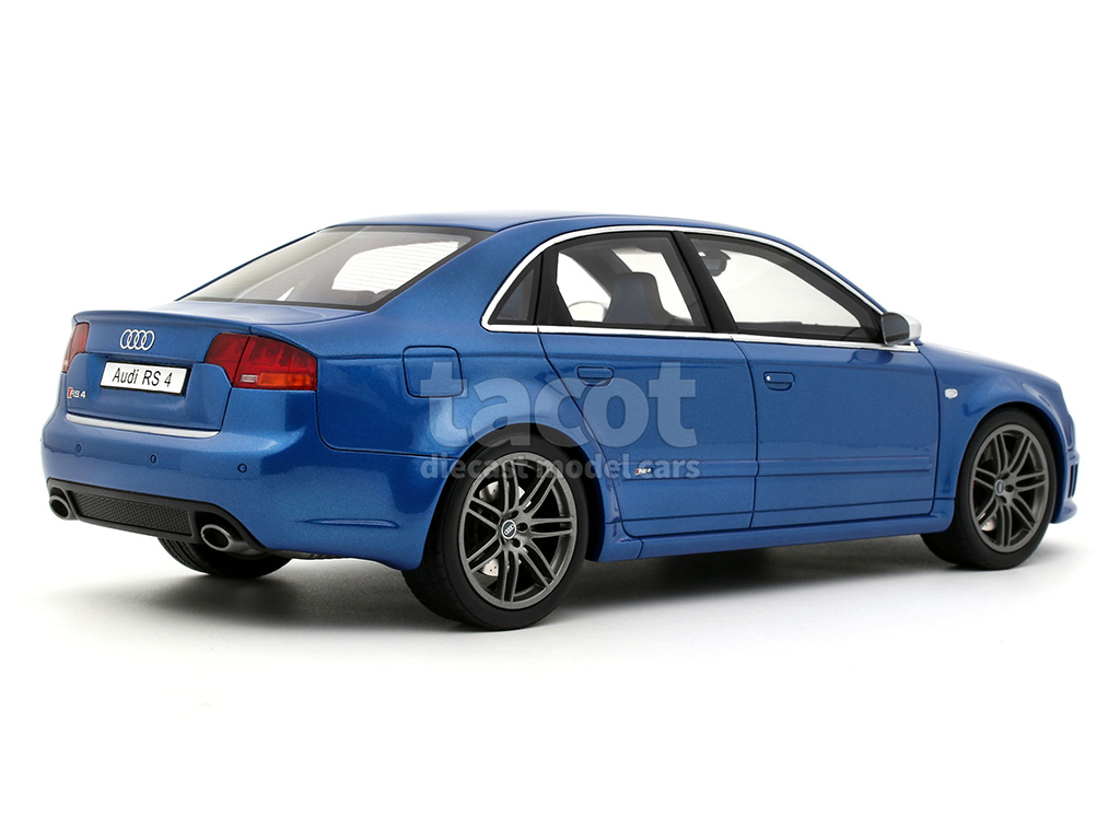 107607 Audi RS4 2007