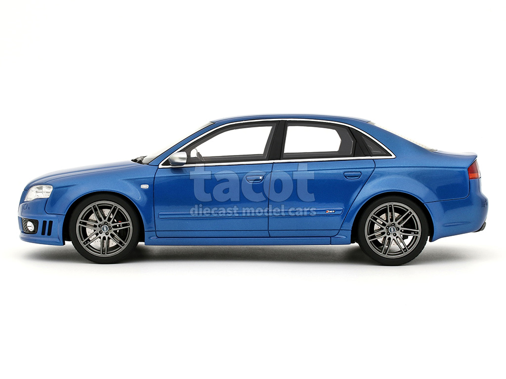 107607 Audi RS4 2007