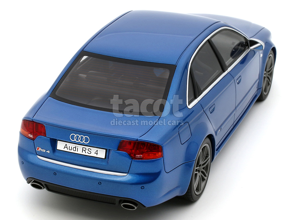 107607 Audi RS4 2007