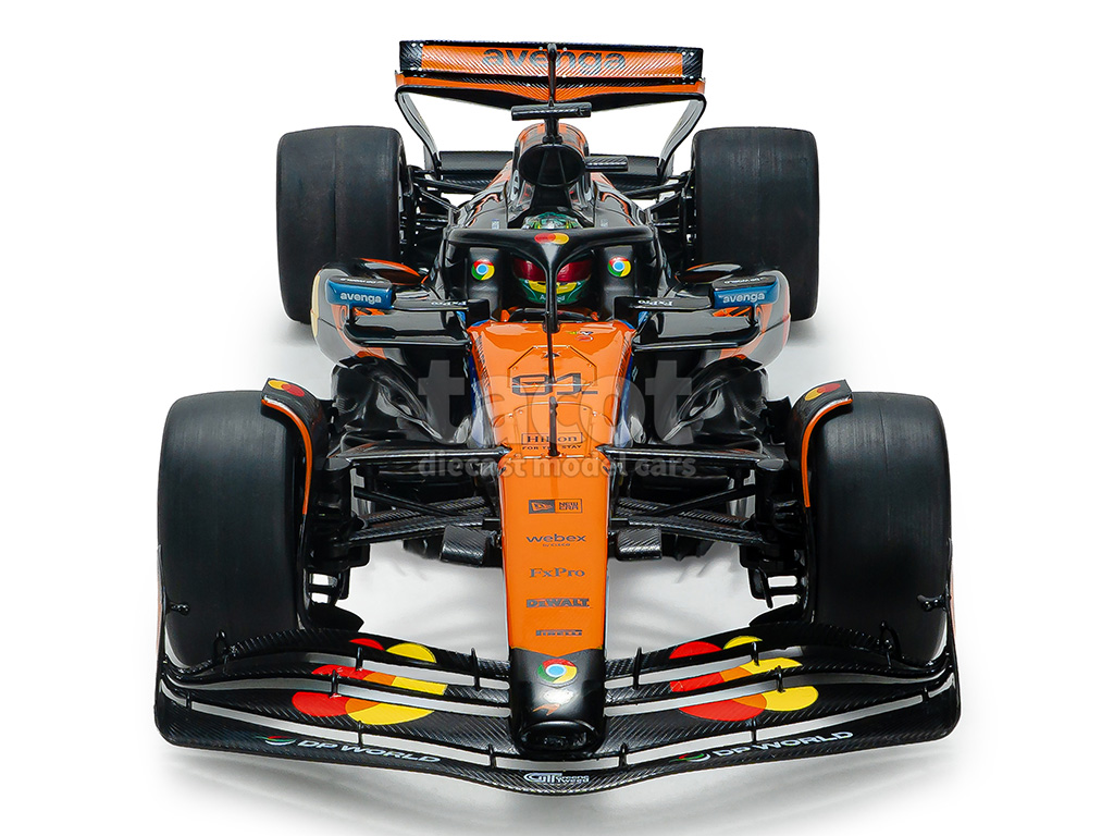 107622 McLaren MCL39 China GP 2025