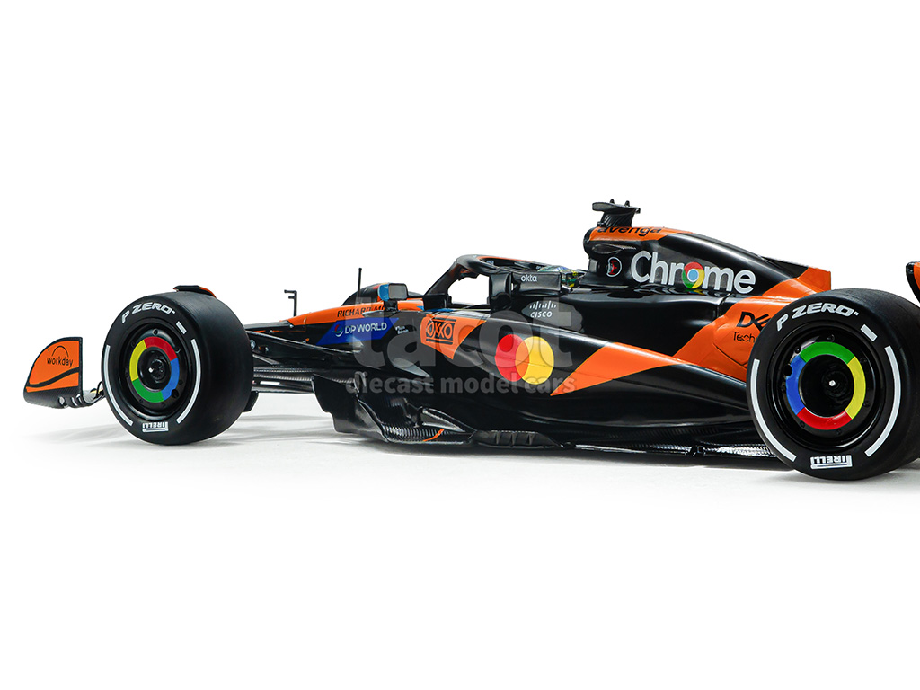 107622 McLaren MCL39 China GP 2025