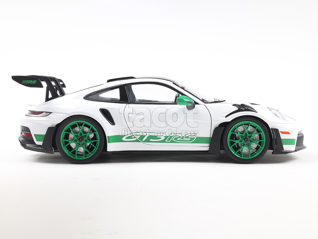 107629 Porsche 911/992 GT3 RS Tribute 2024