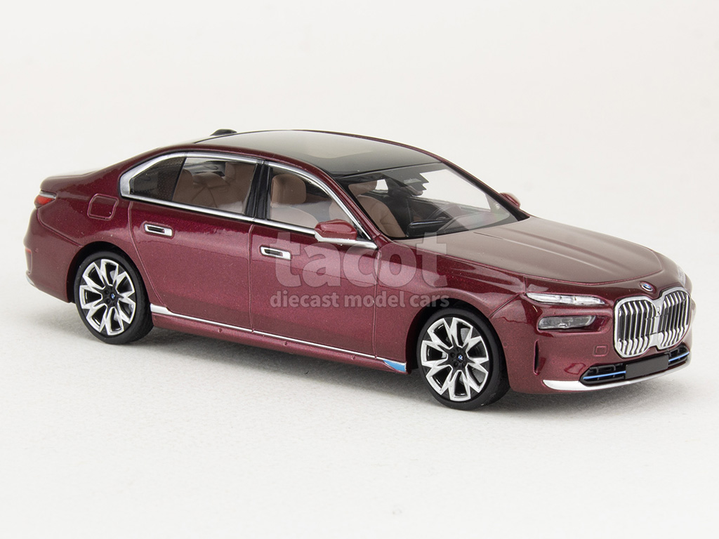 107658 BMW i7/ G70 2023