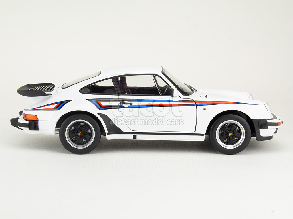 107680 Porsche 911 Martini Turbo 3.3L 1980