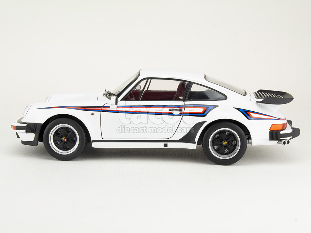 107680 Porsche 911 Martini Turbo 3.3L 1980
