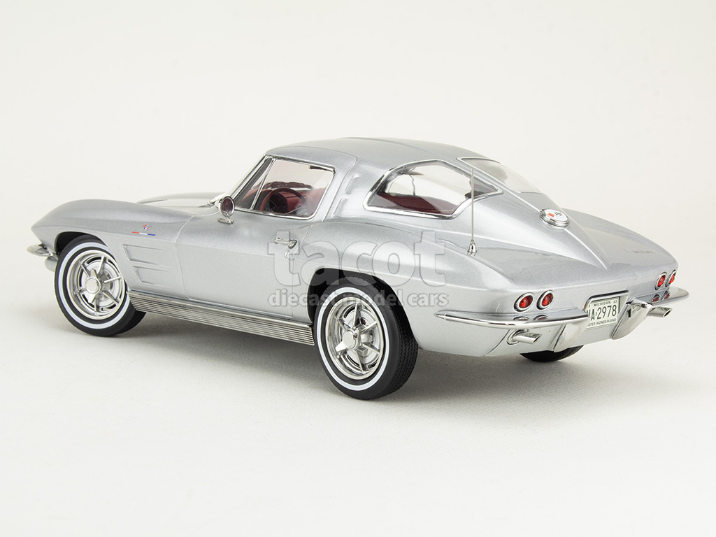 107685 Chevrolet Corvette Stingray 1963