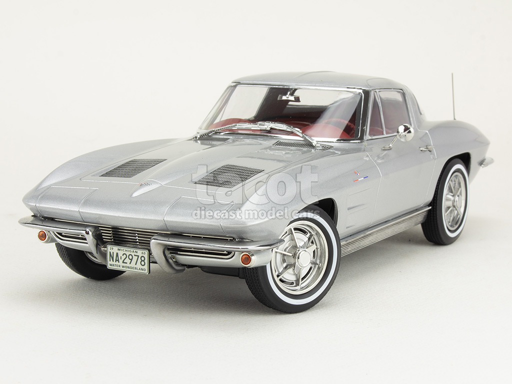 107685 Chevrolet Corvette Stingray 1963