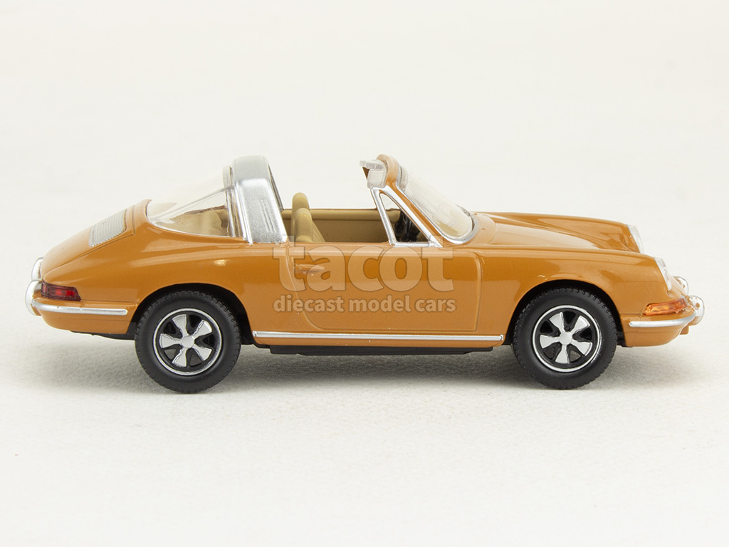 107695 Porsche 911 Targa 1969