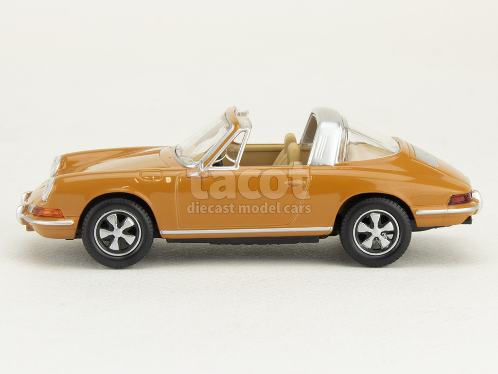 107695 Porsche 911 Targa 1969