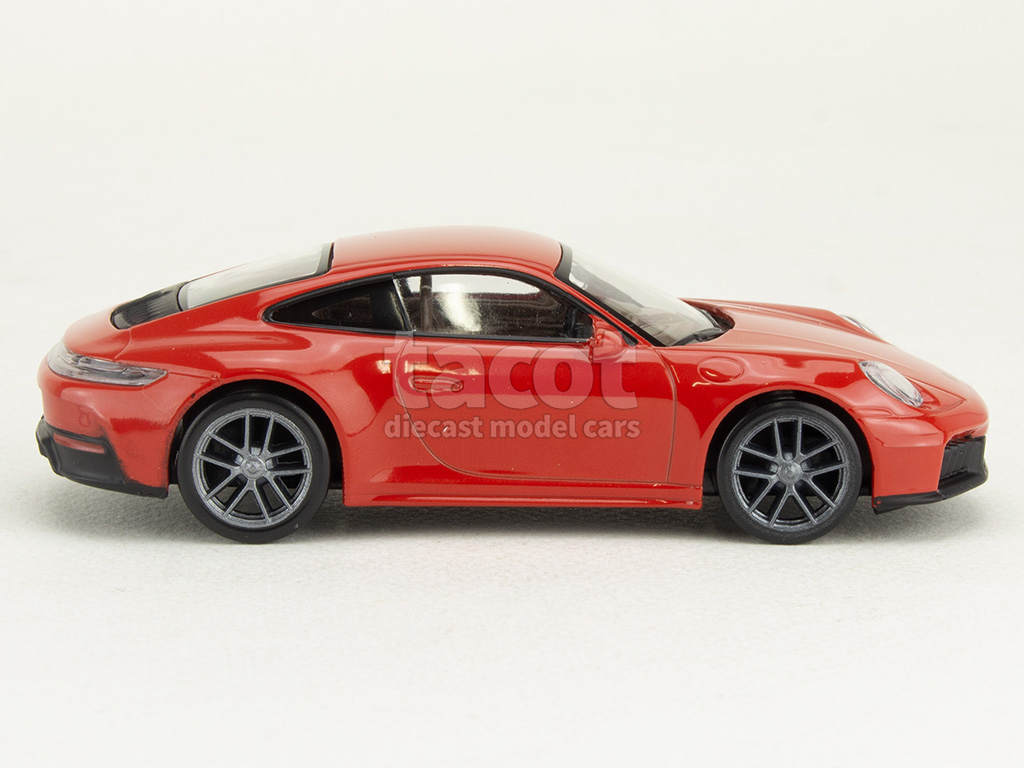 107698 Porsche 911/992 GTS 2024