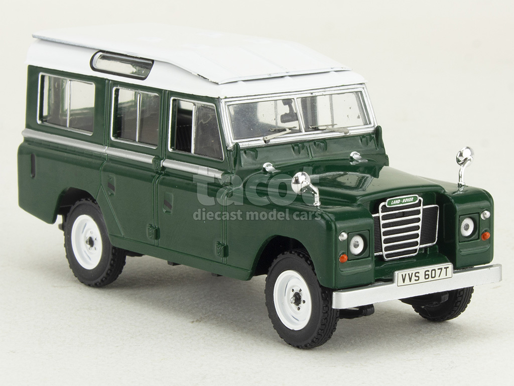 107774 Land Rover Series III 109 Station Wagon 1978