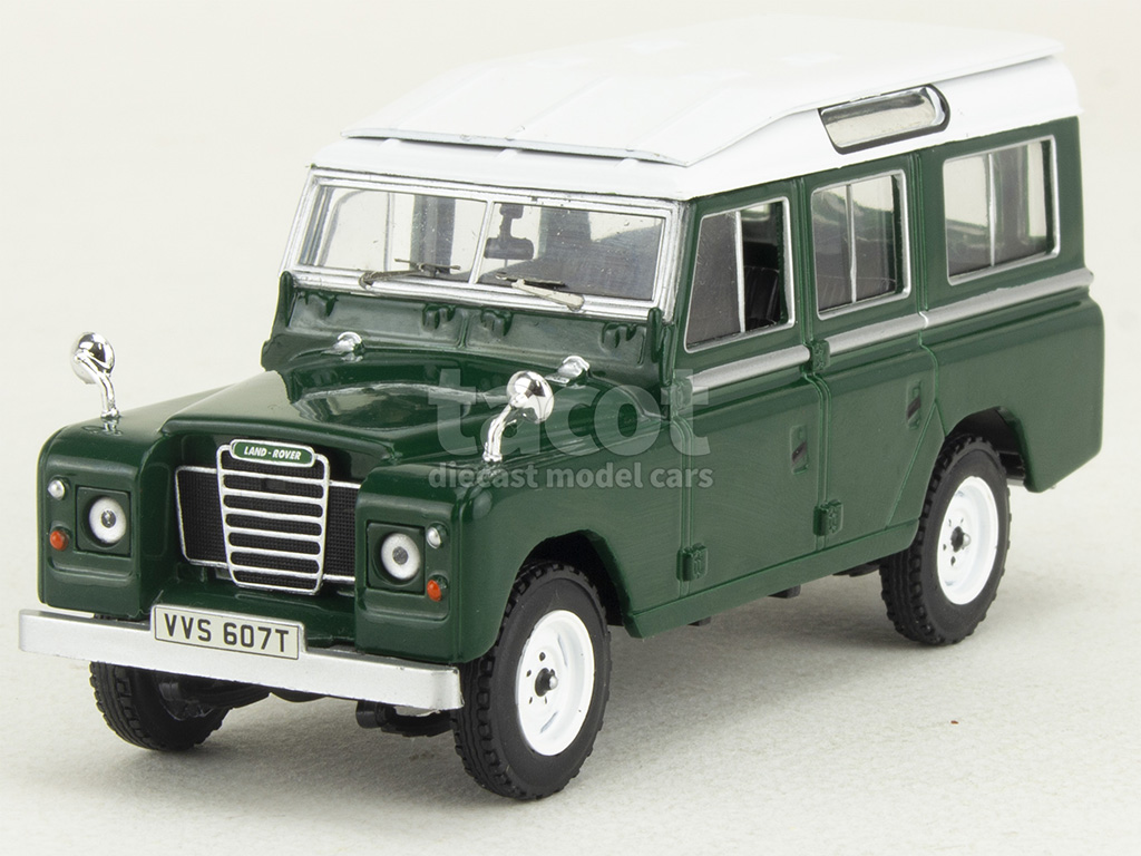 107774 Land Rover Series III 109 Station Wagon 1978