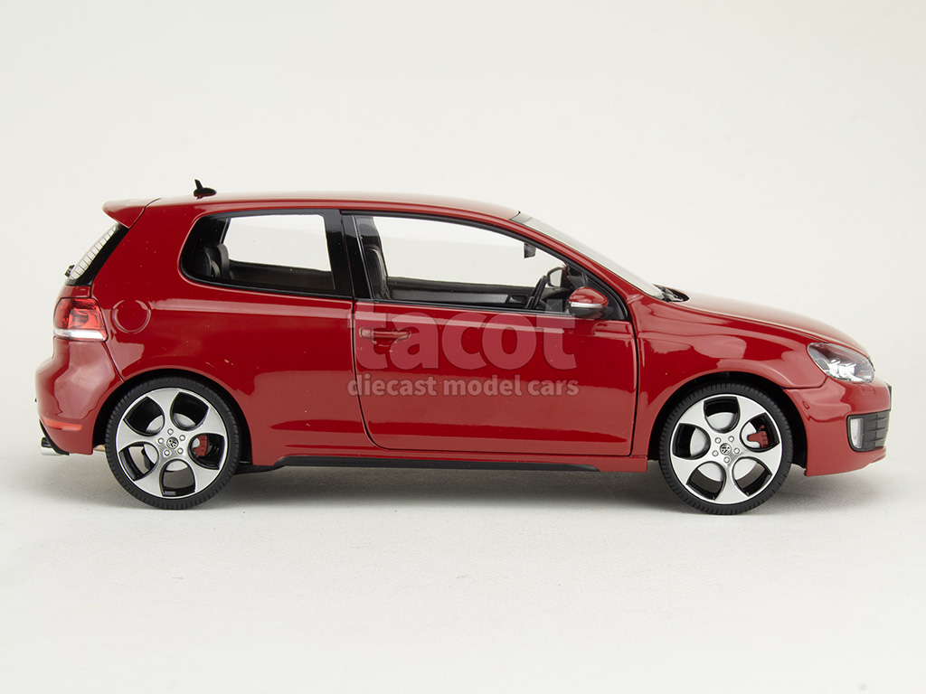 107822 Volkswagen Golf VI GTi 2009