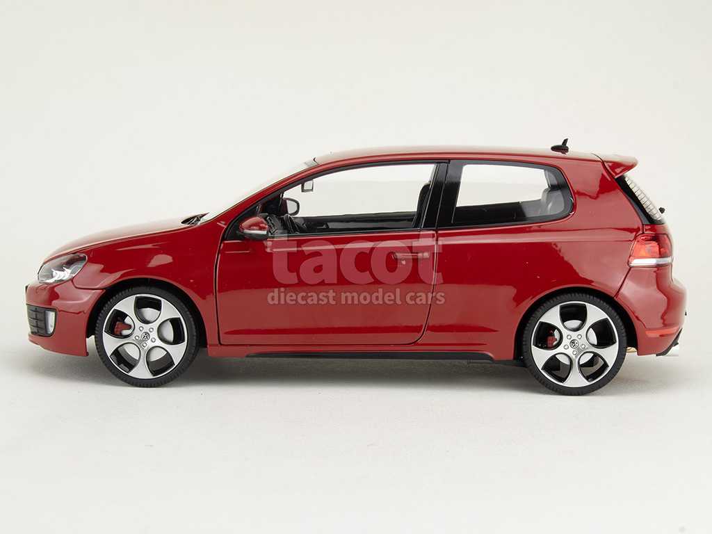 107822 Volkswagen Golf VI GTi 2009