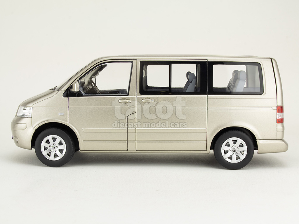107824 Volkswagen Combi Multivan 2003